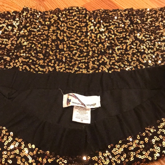 Trendy glitter skirt - Picture 2 of 3
